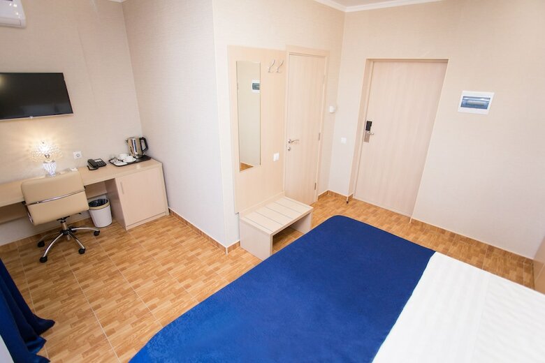 Hotel Alfa Plyus