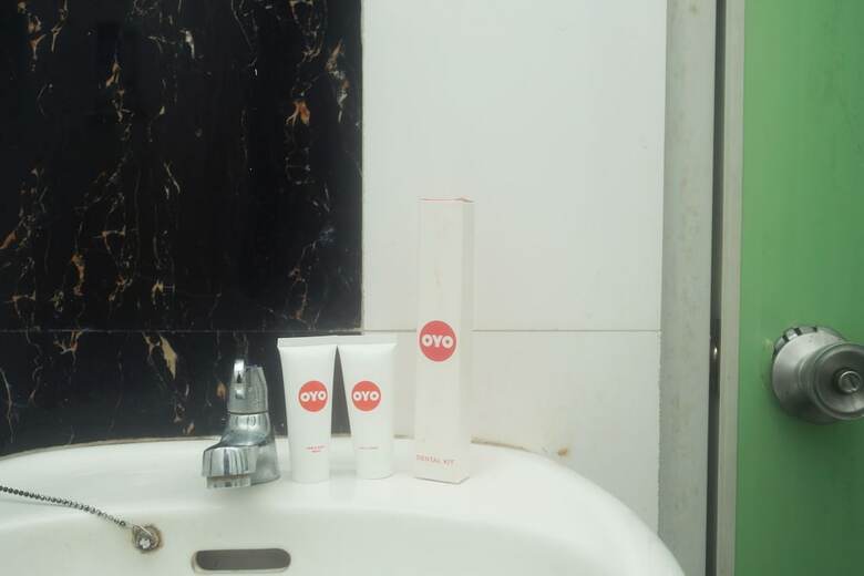 Hostal Oyo 850 Lapan Lapan