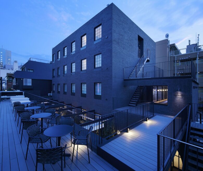 Cen Diversity Hotel & Cafe