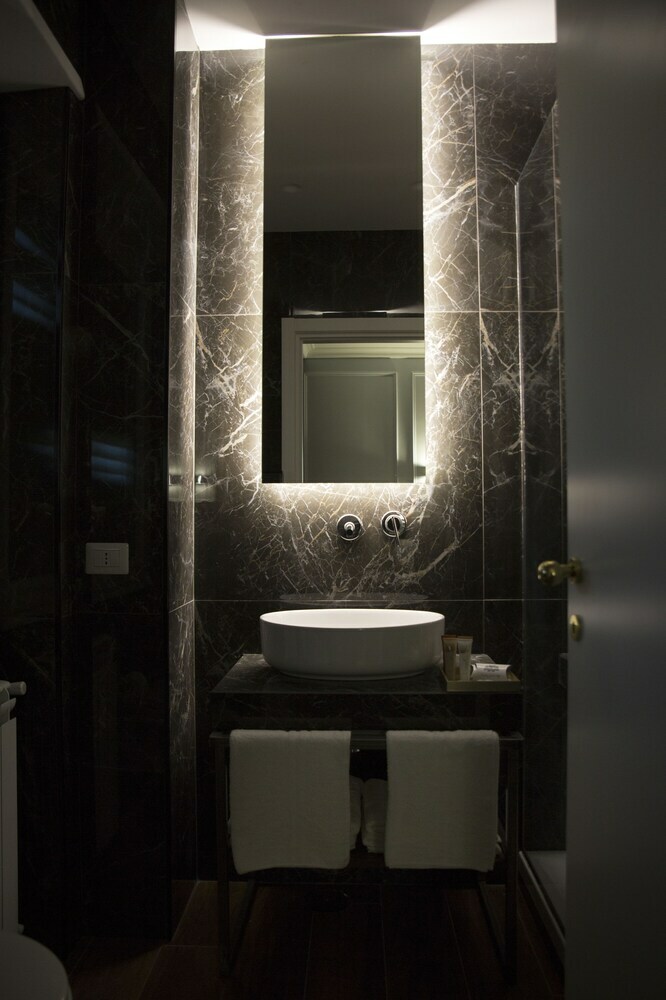 Bed & Breakfast Unicum Roma Suites