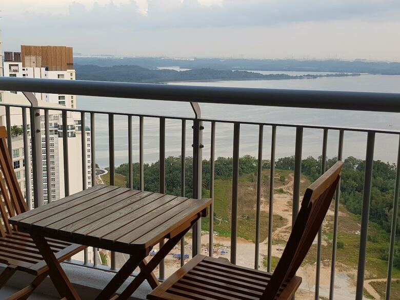 Apartamentos Skyview Teega @ Puteri Harbour