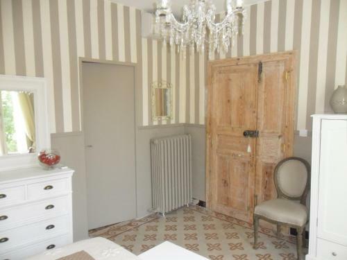 Bed & Breakfast Lacanepi�re