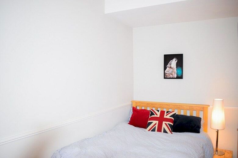Spacious 2 Bedroom Inverleith Home With Garden