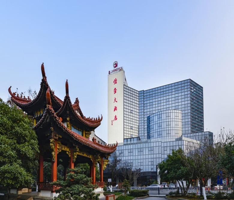Zhuji Grand Hotel