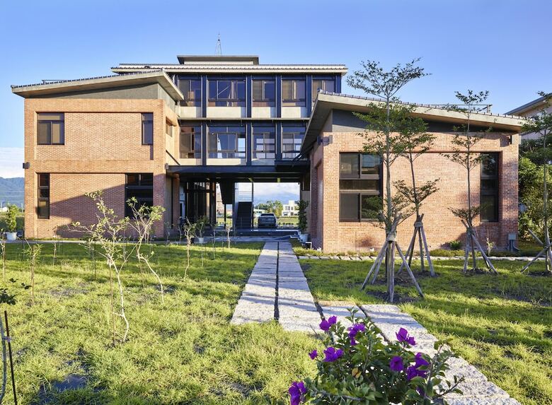 Hotel Enjoy Sanheyuan