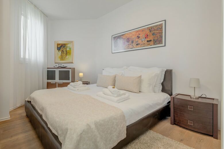 La Bonbonniera Luxury Apartments