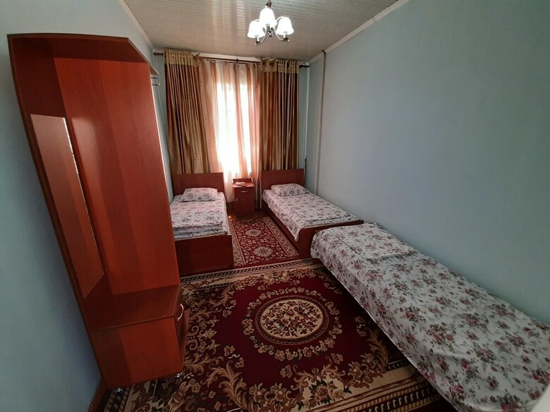 Hotel Hostel Nur