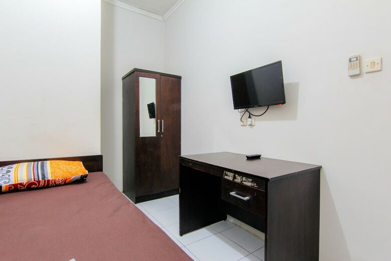 Hotel Jj House Wahid Hasyim