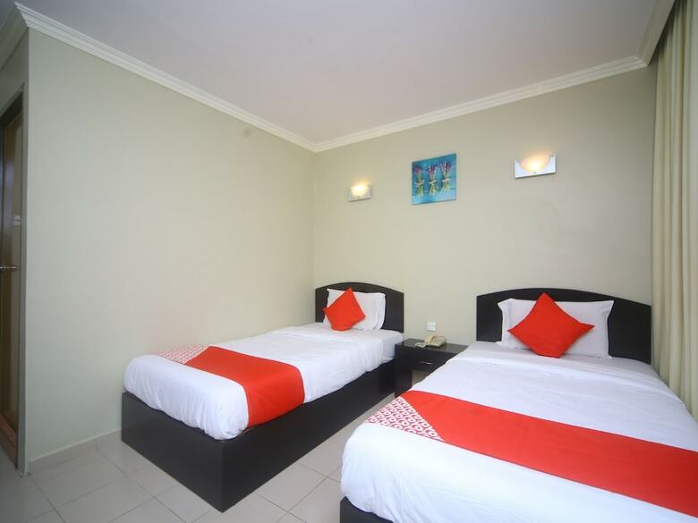 Oyo 1027 Hotel London