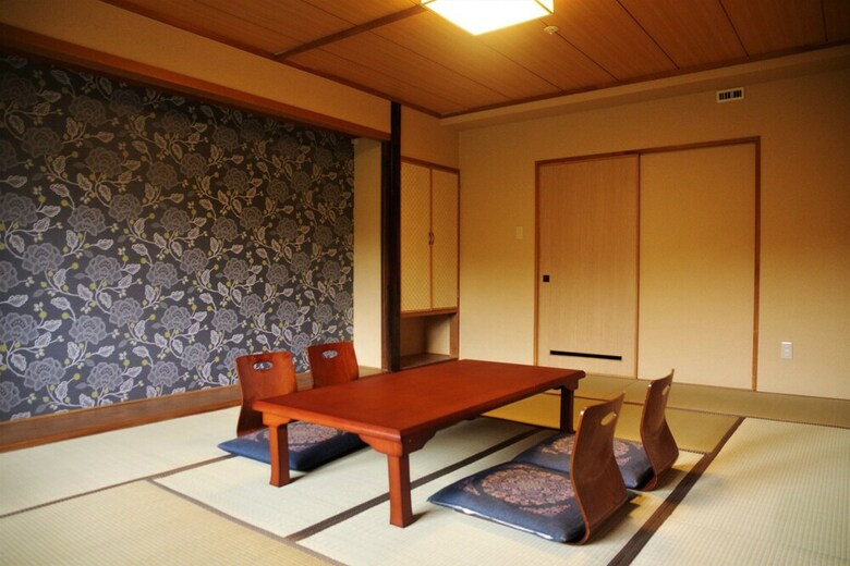 Hostal K's House Hokkaido - Asahidake Onsen Hostel