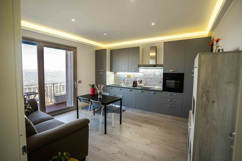 Rocca Di Cerere Apartments