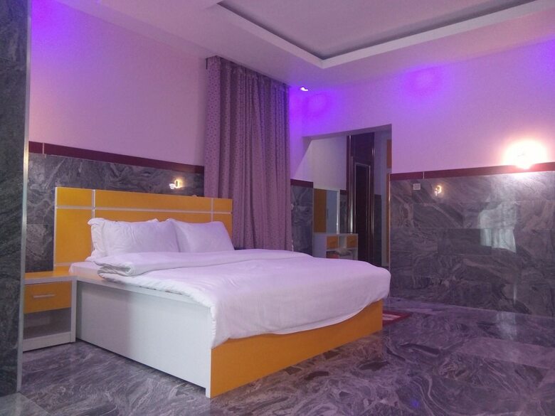 Hotel Heavenly Royal Apartments