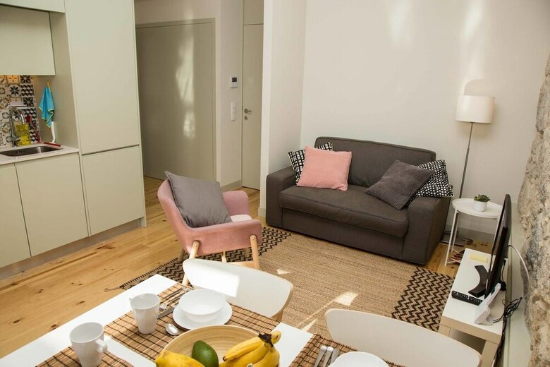 Downtown Charming And Quiet Apartment