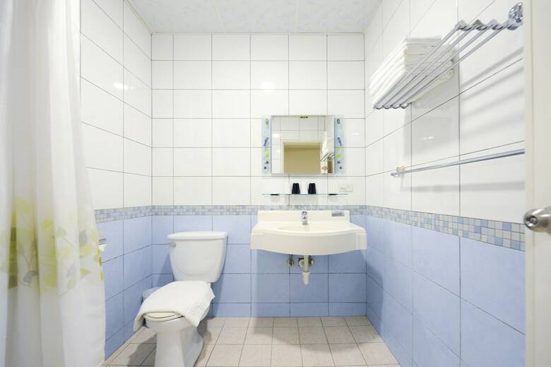 Bed & Breakfast Elug Homestay