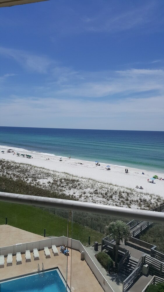 Regency Towers 702 West - Two Bedroom Condo