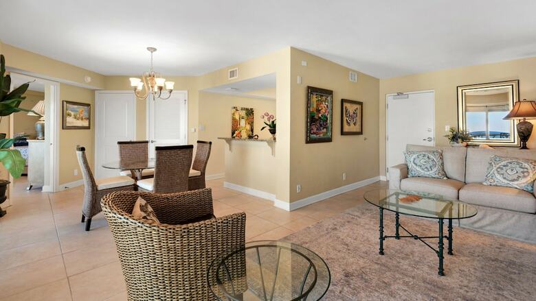 Regency Towers 603 East - One Bedroom Condo