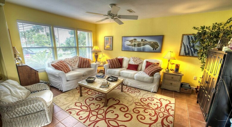 1006 Panferio Drive - Three Bedroom House