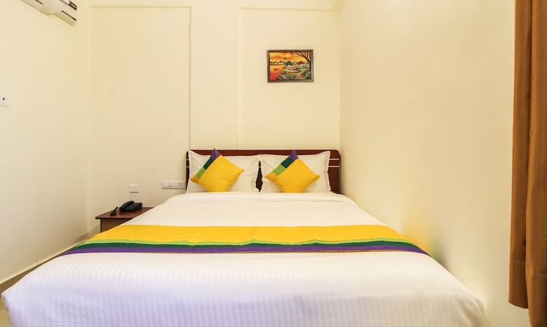 Hotel Treebo Trip Riyas Grand