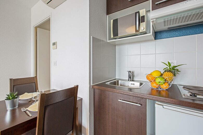 Aparthotel Park & Suites El�gance Cornebarrieu