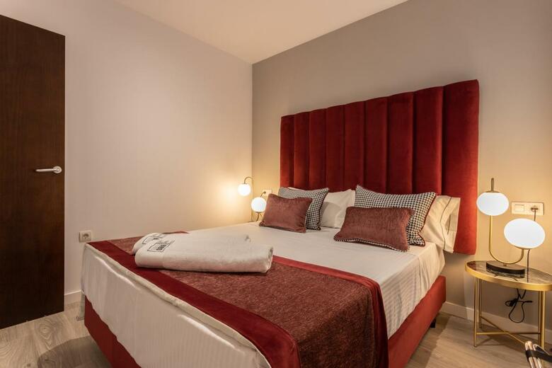 Apartamentos Bibo Suites Plaza Nueva
