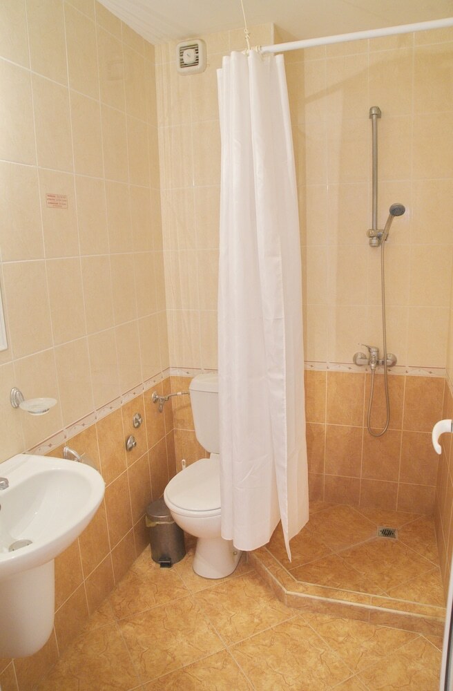 Hotel Daisy Guest House