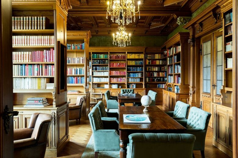 Hotel Schloss Lieser, Autograph Collection