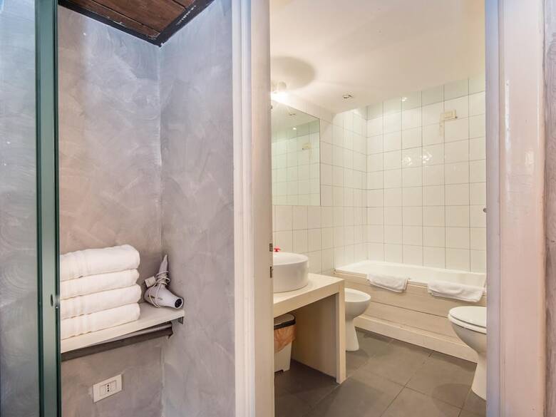Rsh Ara Pacis Enchanting Apartment