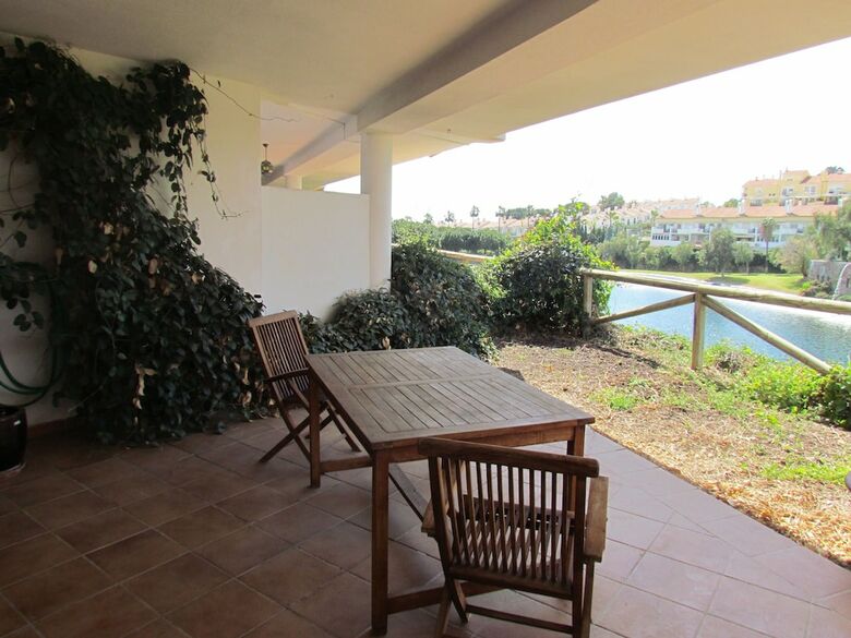Apartamentos Vista Mar Y Golf A�oreta