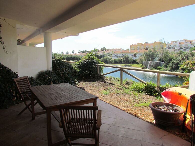 Apartamentos Vista Mar Y Golf A�oreta