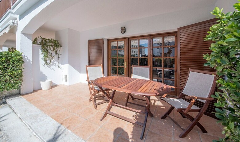 Semi-detached House 1 (r85)