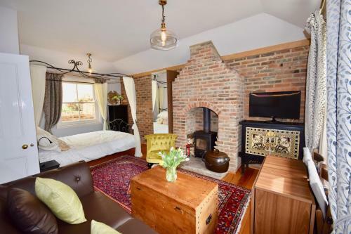 Hotel Little Clatterford