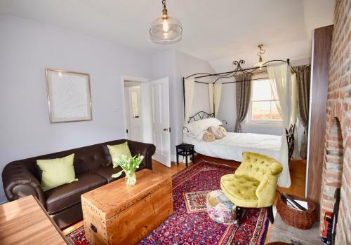 Hotel Little Clatterford