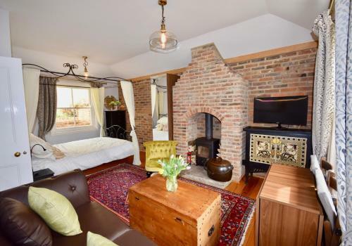 Hotel Little Clatterford