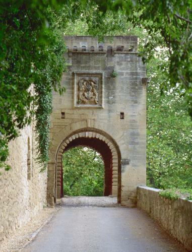 Bed & Breakfast Chateau De La Barben
