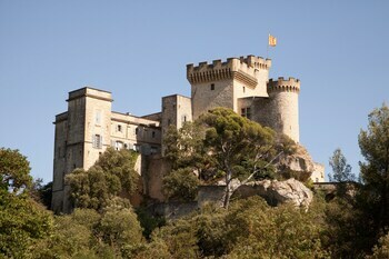 Bed & Breakfast Chateau De La Barben