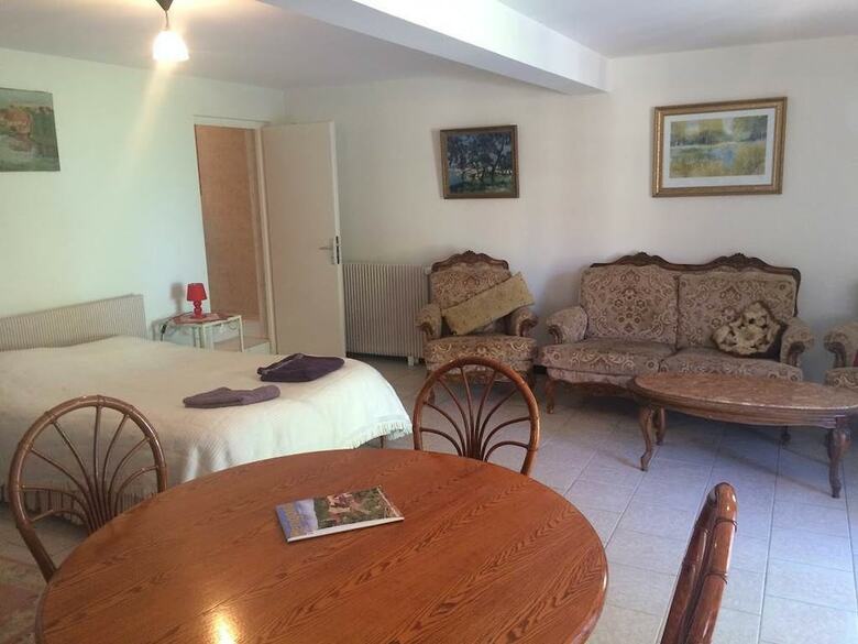 Hotel Chambres D'hotes Les Meuli�res