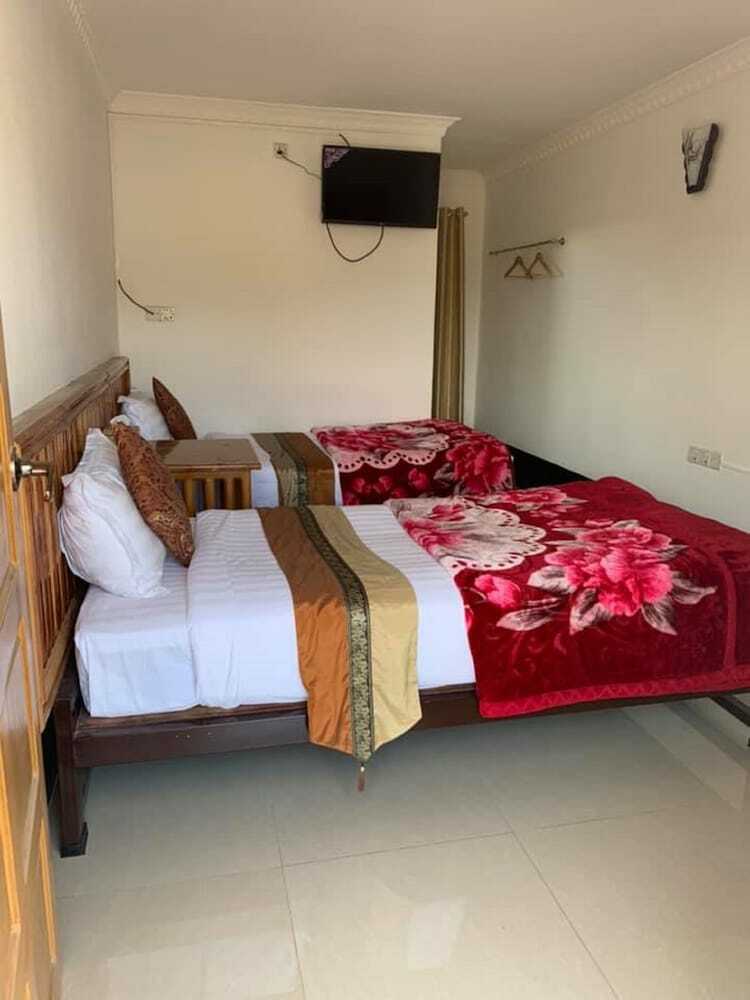 Hotel Full Moon Guest House