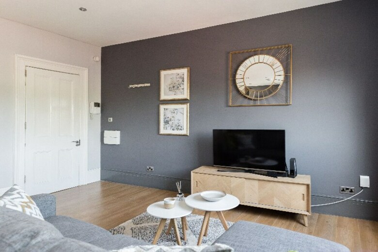 The Riverside Escape - 3bdr In 3 Central Apartments