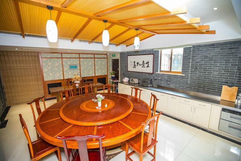 Hotel Suzhou Jade Snow Lodge