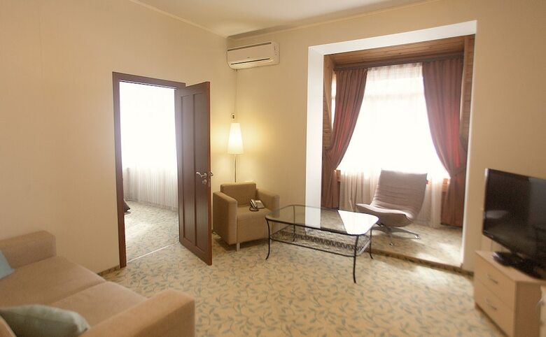 Crona Medical & Spa Hotel