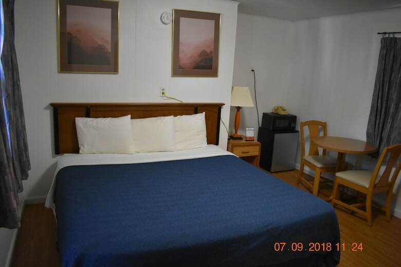 Hotel Economy Inn