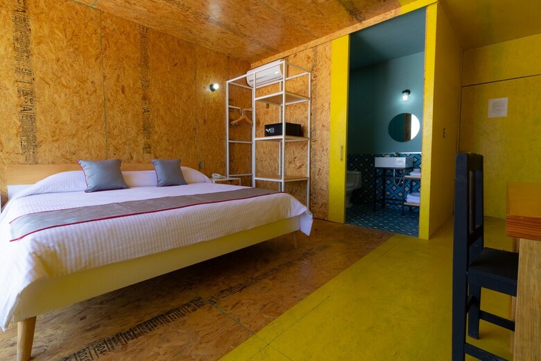 Momotus Hotel
