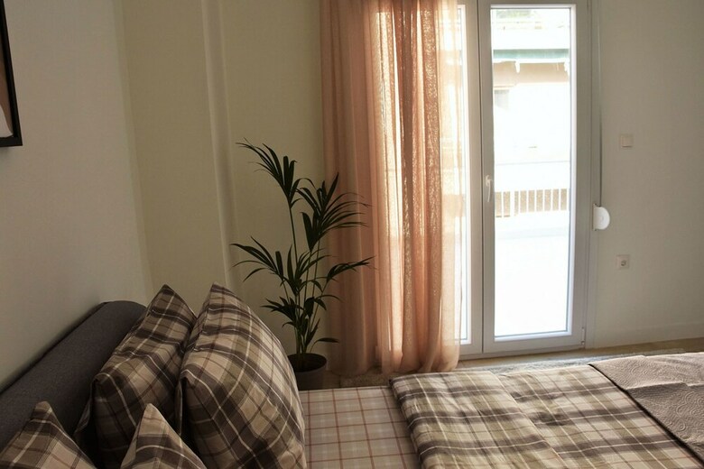 Athens Morum Apartments Formionos