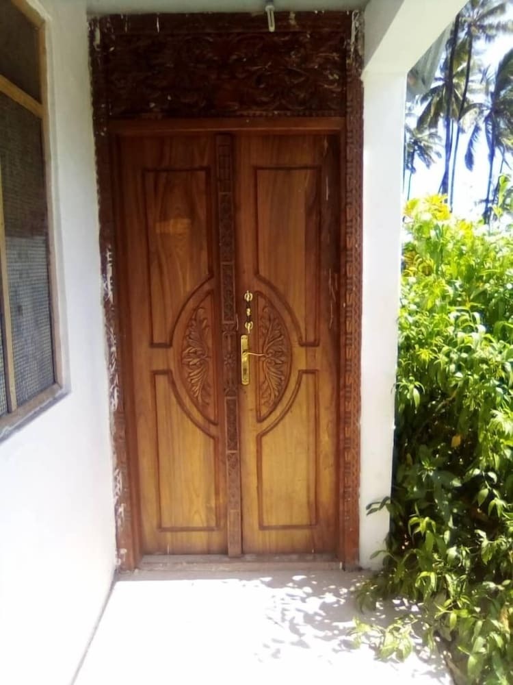 Hotel Mchangani Guest House