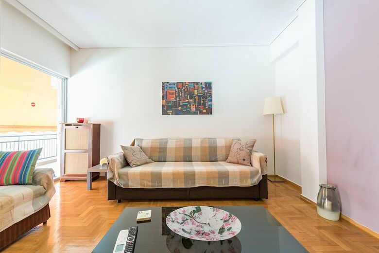 Comfy Apartment Near City Center
