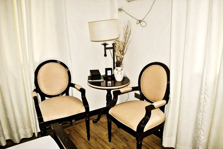 Loria Hotel Tagaytay