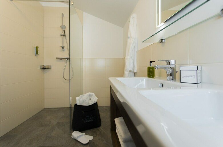 Apartamentos Arlberg Resort Kl�sterle