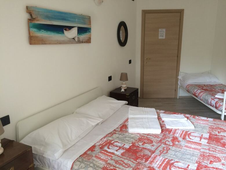 Hotel Guest House Berzefi