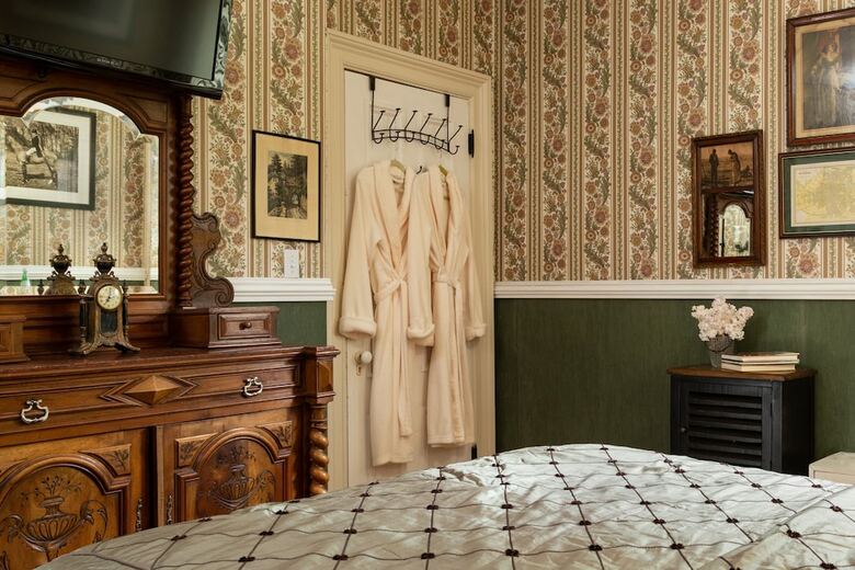 Bed & Breakfast Captain Nickels Inn