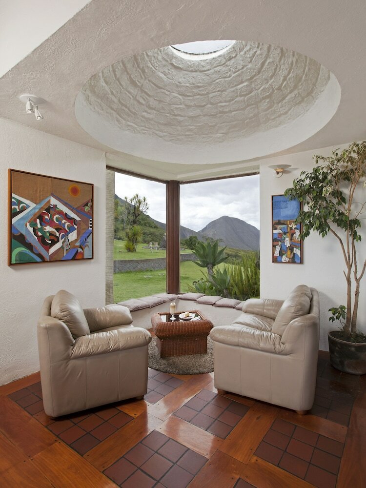 Hotel El Crater